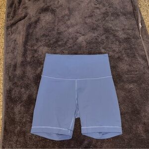 Lululemon Women's Blue biker Shorts